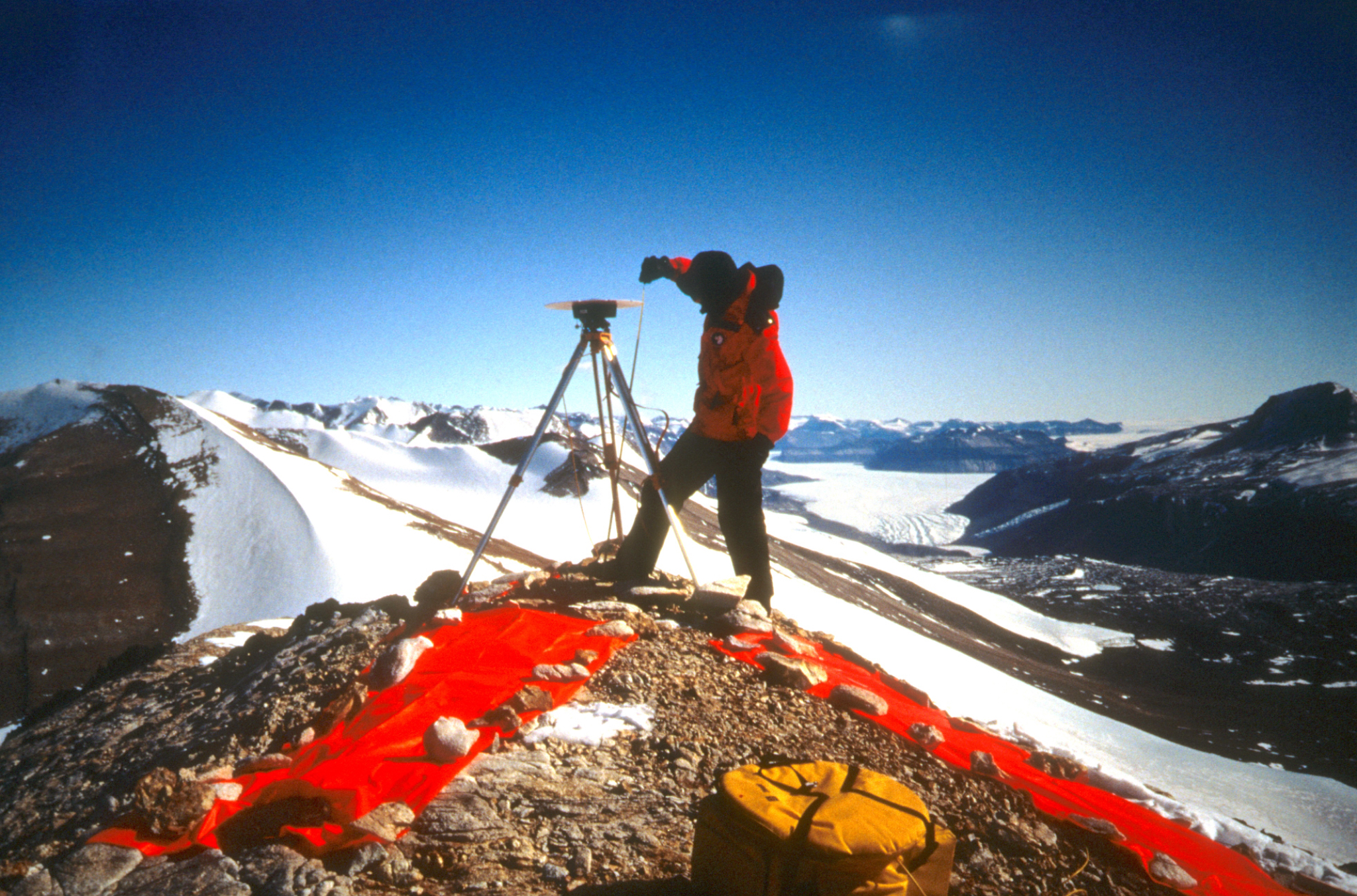 Taking geospatial measurements